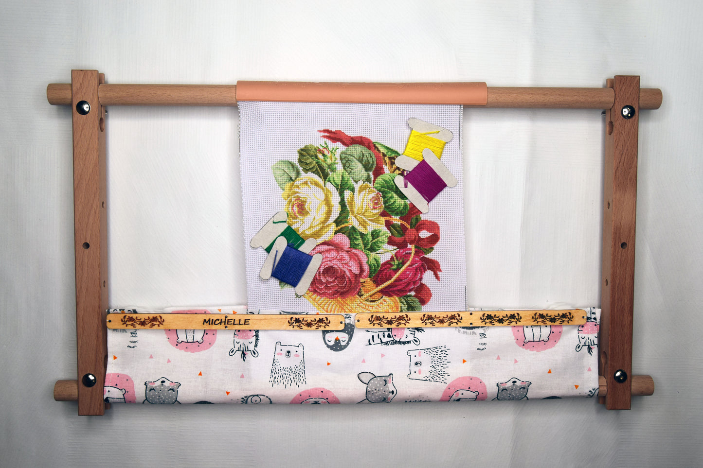 クロスステッチ刺繍ツール Kreuzstich-Stickerei vyšívání křížkovým stehem broderie au point de croix κέντημα με σταυροβελονιά ricamo a punto croce 크로스 스티치 자수 krustdūrienu izšūšana siuvinėjimas kryželiu bordado em ponto cruz bordado en punto de cruz korsstygnsbroderi çapraz dikiş nakış التطريز عبر غرزة