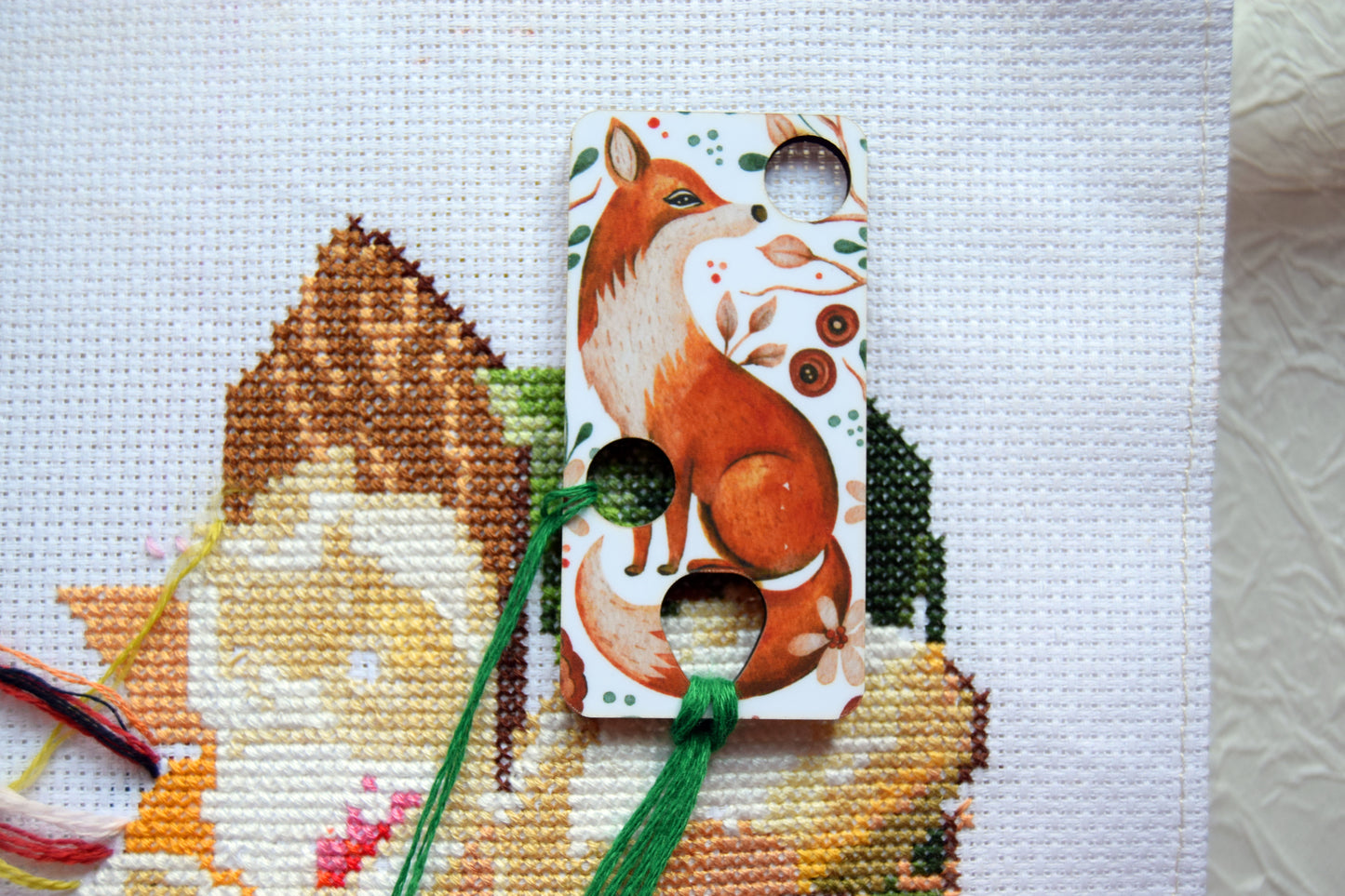 1 pc wooden Floss drop for cross stitch