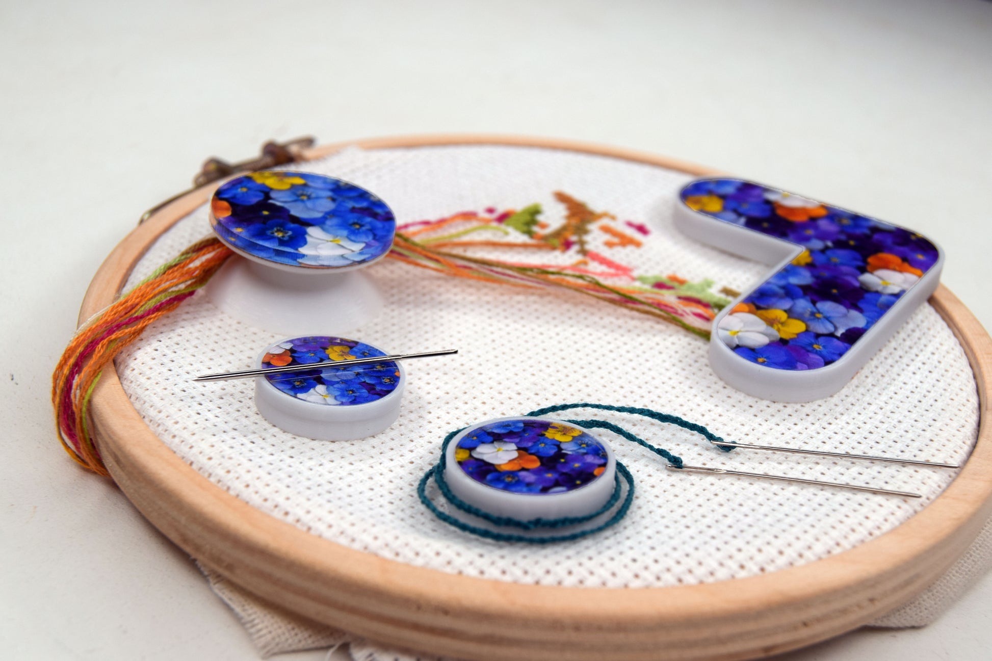 Parking bobbins cross stitch embroidery bobbins magnetic dariamakes thread hopper cross stitch pattern helper needle minder