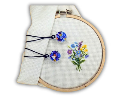 Cross stitch keepers 2 pcs Spring Garden - Extra fabric holders