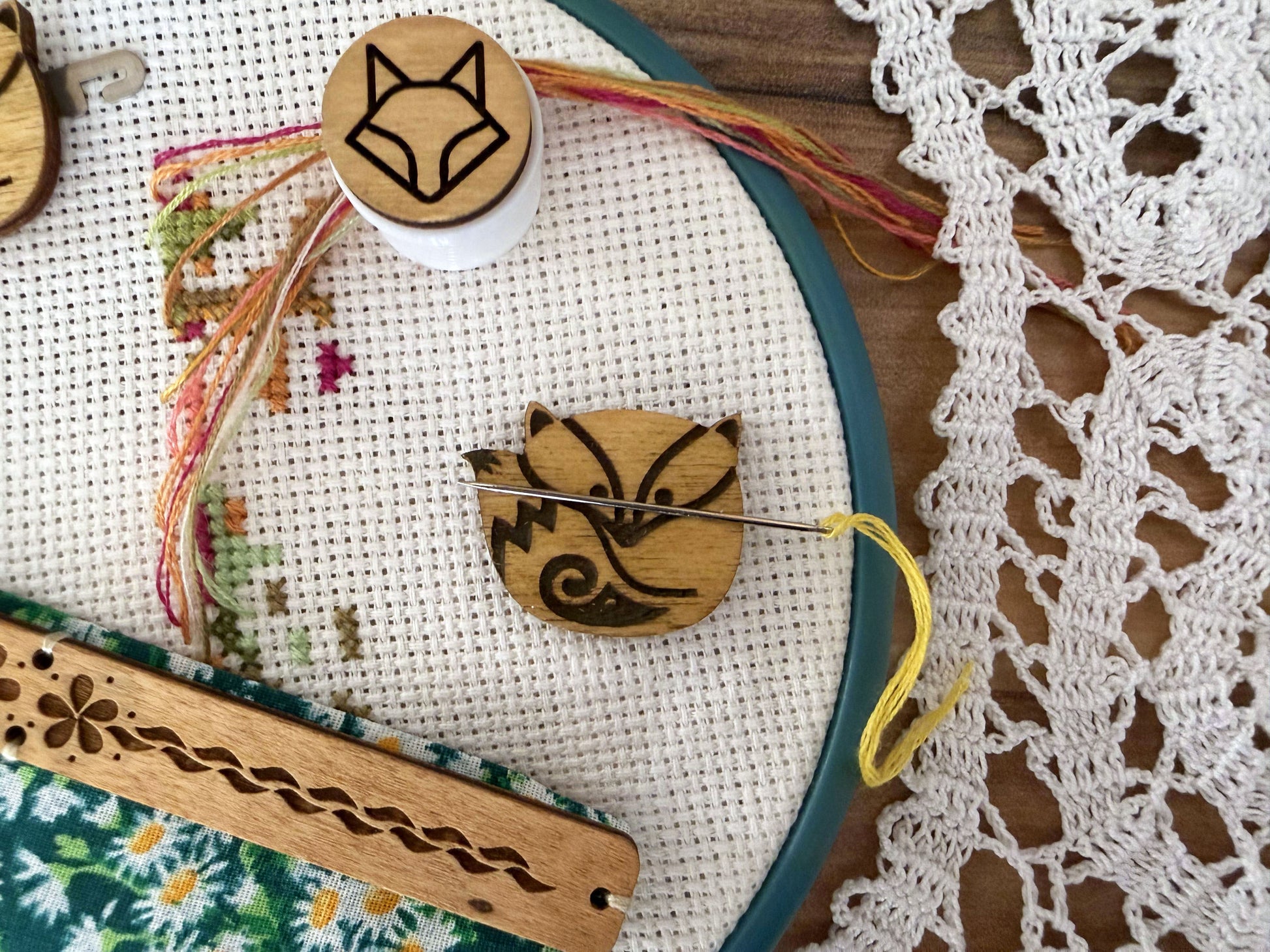 Welcome to Daria Makes  a place for cross stitch lovers, creative minds, and craft enthusiasts! Discover unique needle minders, needlework accessories, and helpful tools designed to make your stitching projects more enjoyable.

Whether you're passionate about Cross Stitch, Embroidery, or other creative hobbies, you'll find inspiration, organization ideas, and beautiful handmade creations for your craft room. Join our crafting community, follow our crafting journey, and explore crafting ideas, crafting tips