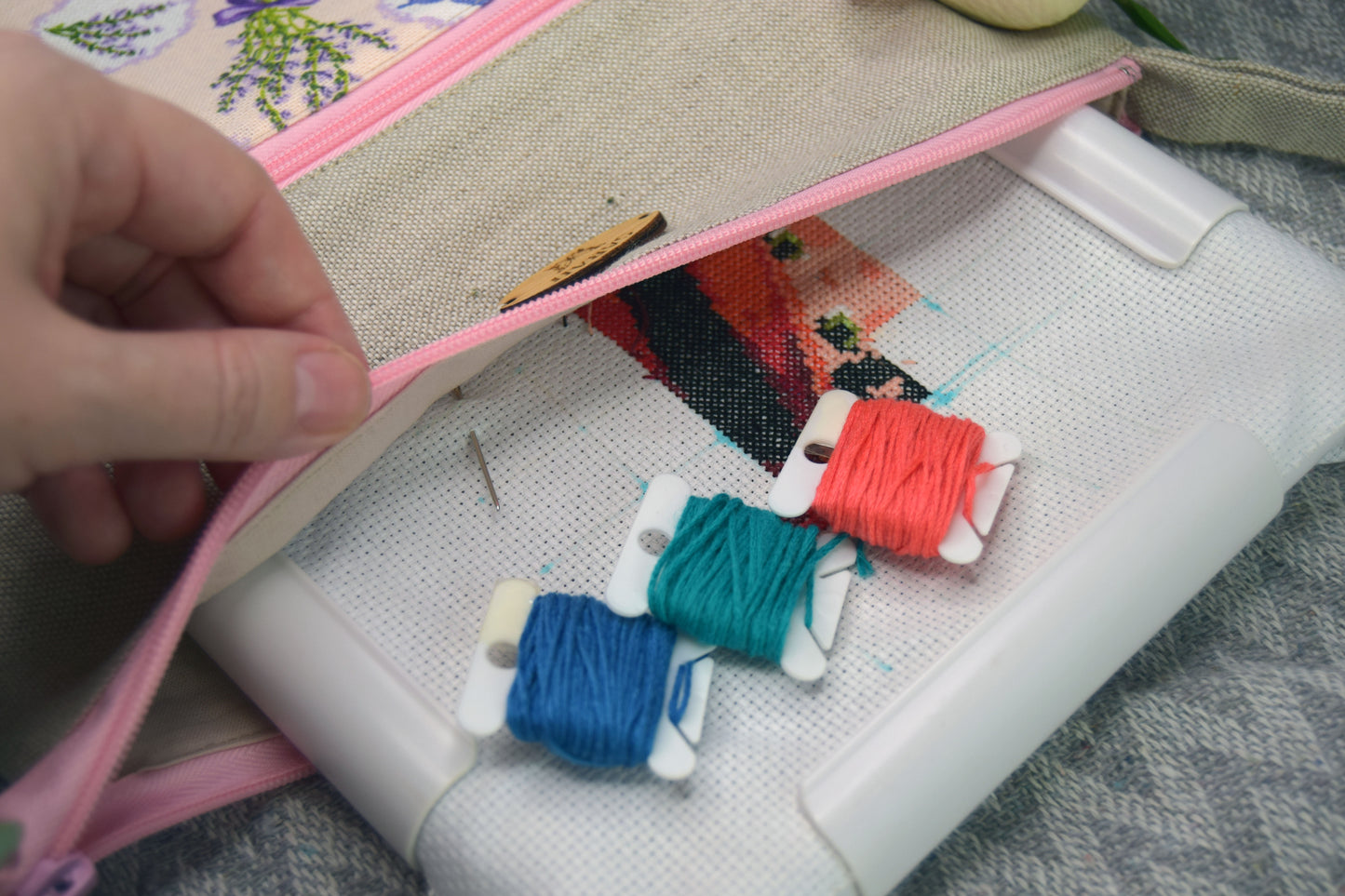 Cross stitch storage Bag and Accessory set