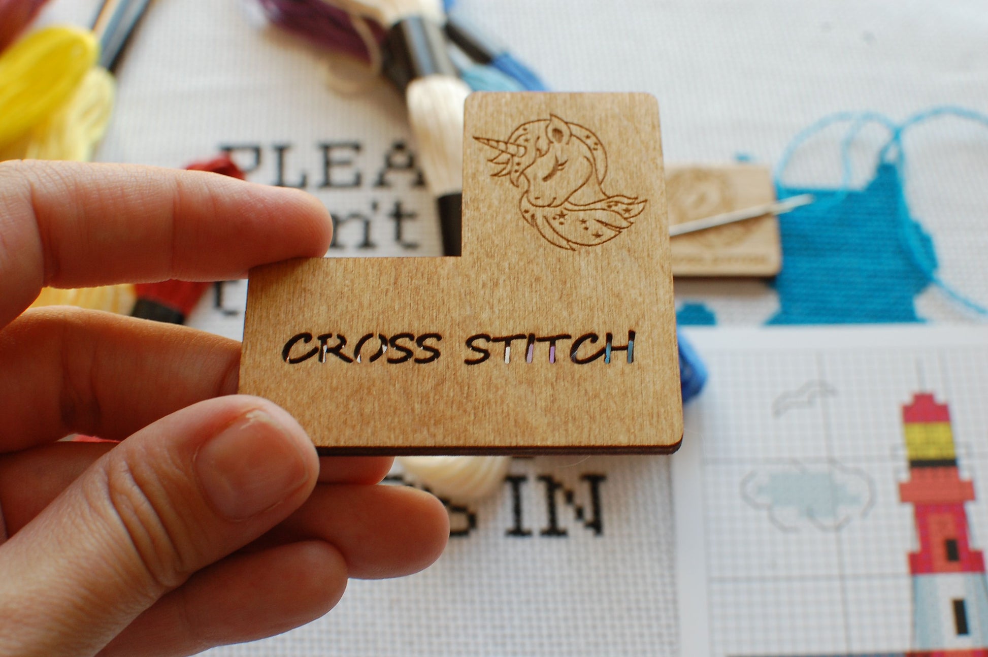 Floss organizer Needle minder Pattern helper - Wooden accessory set for cross stitch embroidery dariamakes