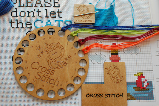 Floss organizer Needle minder Pattern helper - Wooden accessory set for cross stitch embroidery dariamakes