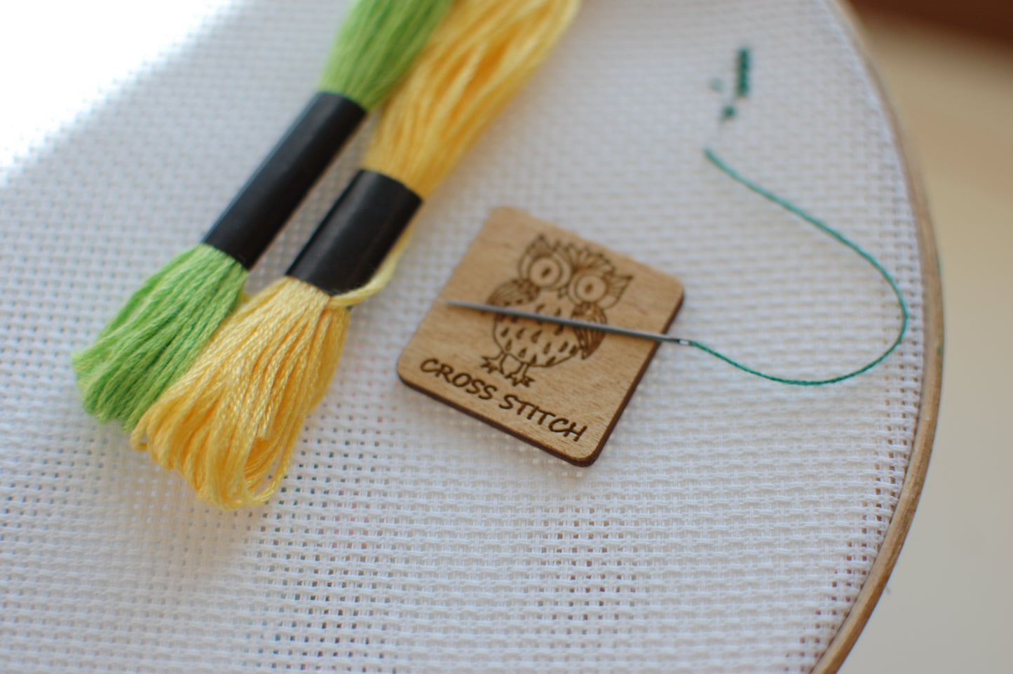 Owl - Floss organizer Needle minder Pattern helper - Wooden accessory set for cross stitch embroidery 3 pcs