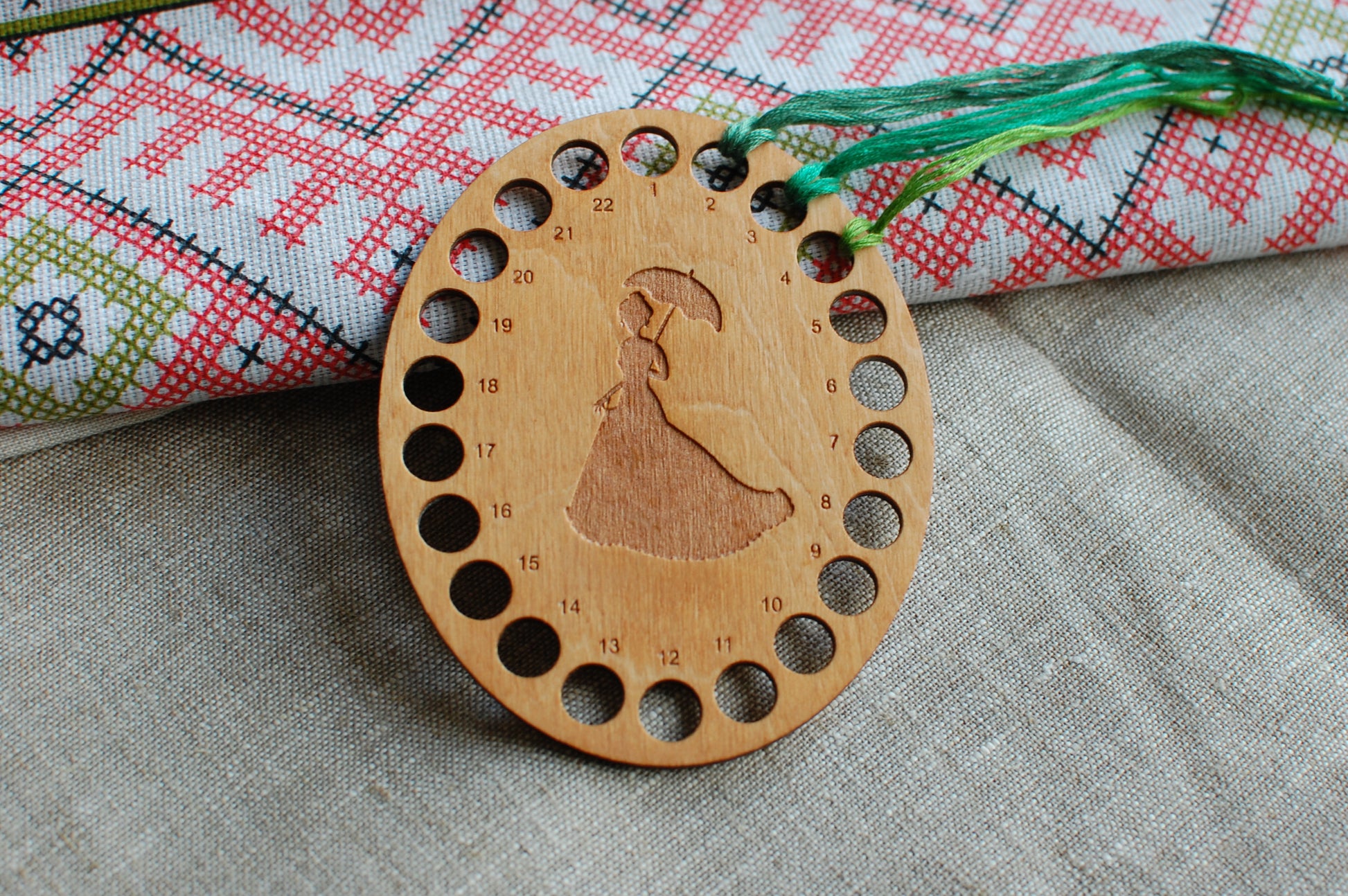 Floss organizer embroidery cross stitch floss storage Organizador de hilo para bordar y punto de cruz 