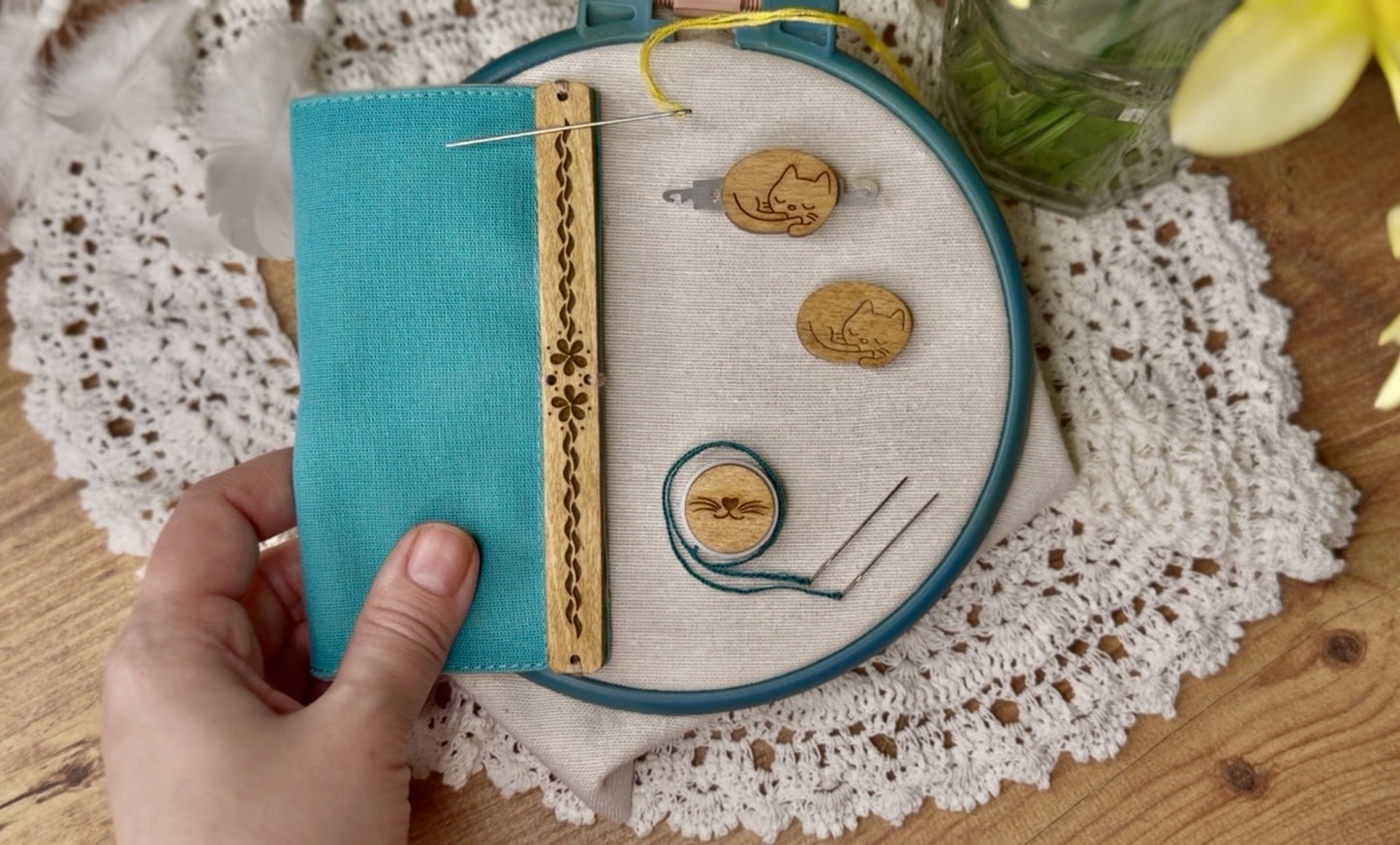 Kitten themed cross stitch accessory set with grime guard, needle threader, thread hopper and needle minder Daria Makes