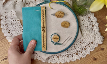 Kitten themed cross stitch accessory set with grime guard, needle threader, thread hopper and needle minder Daria Makes