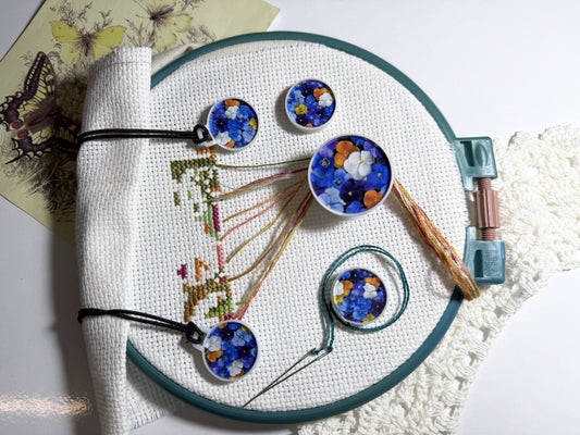 Cross stitch kit - Spring garden by Daria Makes